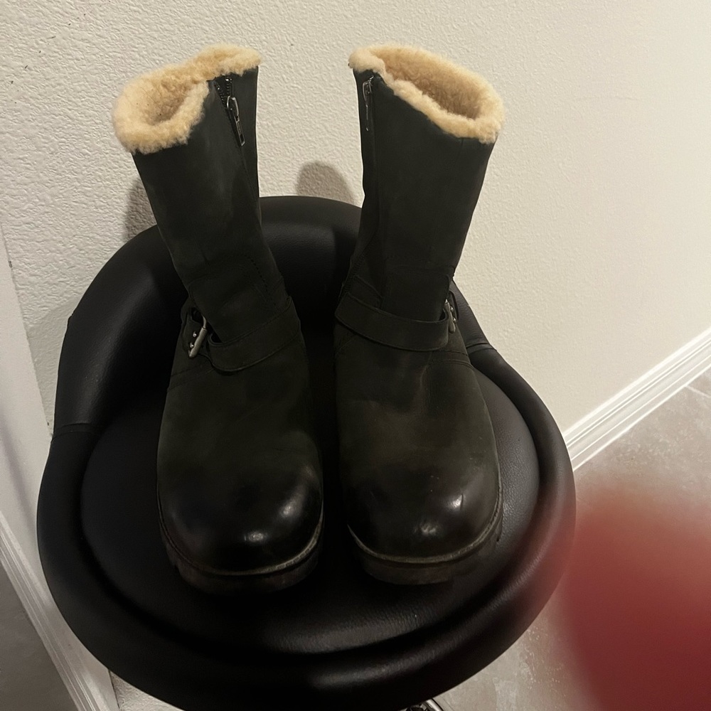 Womens Ugg boots